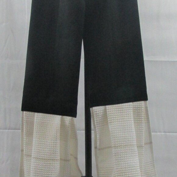 Handmade Kitchen Boa - Picture 3 of 3